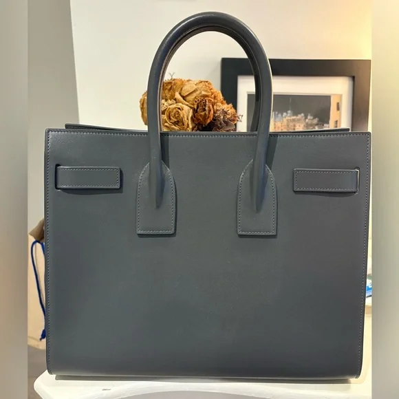 Saint Laurent Grey Sac De Jour with Gold hardware (like new) size Small - Picture 2 of 9